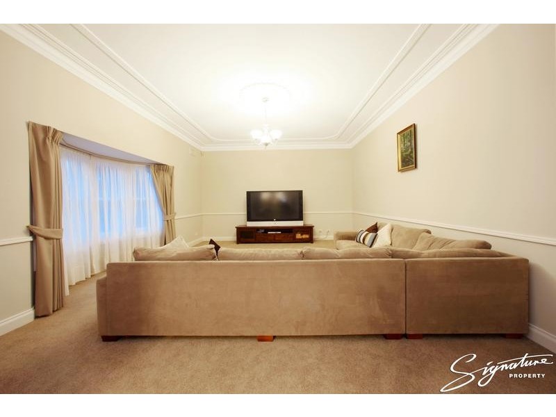 326 Hallam North Road, Lysterfield South VIC 3156