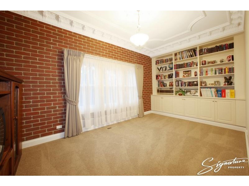 326 Hallam North Road, Lysterfield South VIC 3156