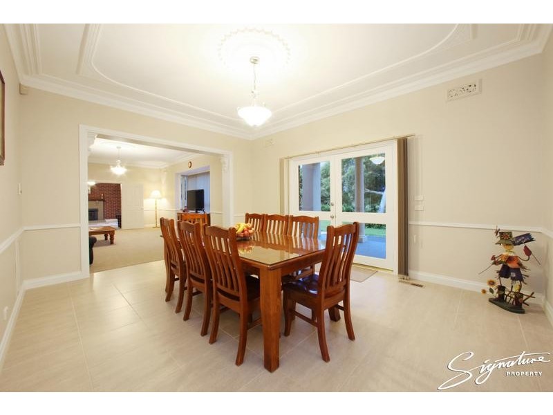 326 Hallam North Road, Lysterfield South VIC 3156