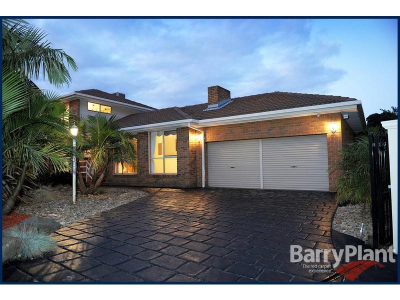 123 Dandelion Drive, Rowville VIC 3178