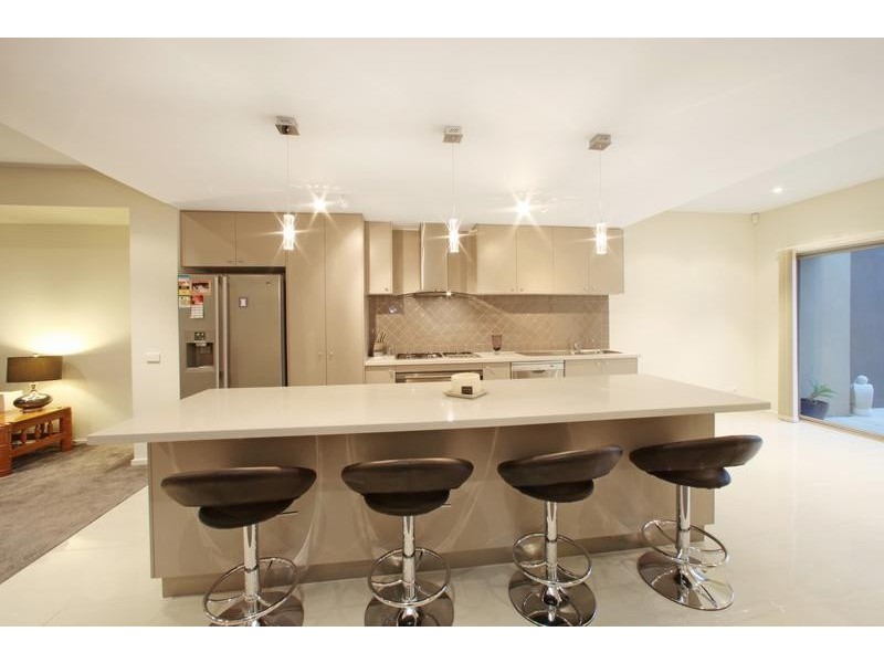 2 Howsted Court, Rowville VIC 3178