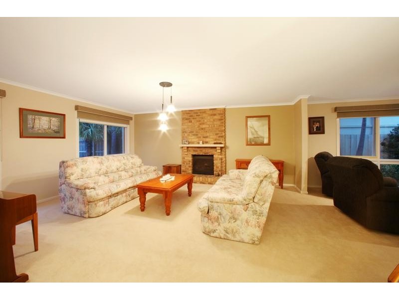 39 Erie Avenue, Rowville VIC 3178