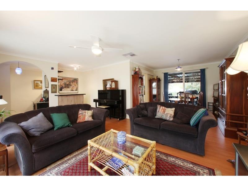 12 Goulburn Drive, Rowville VIC 3178