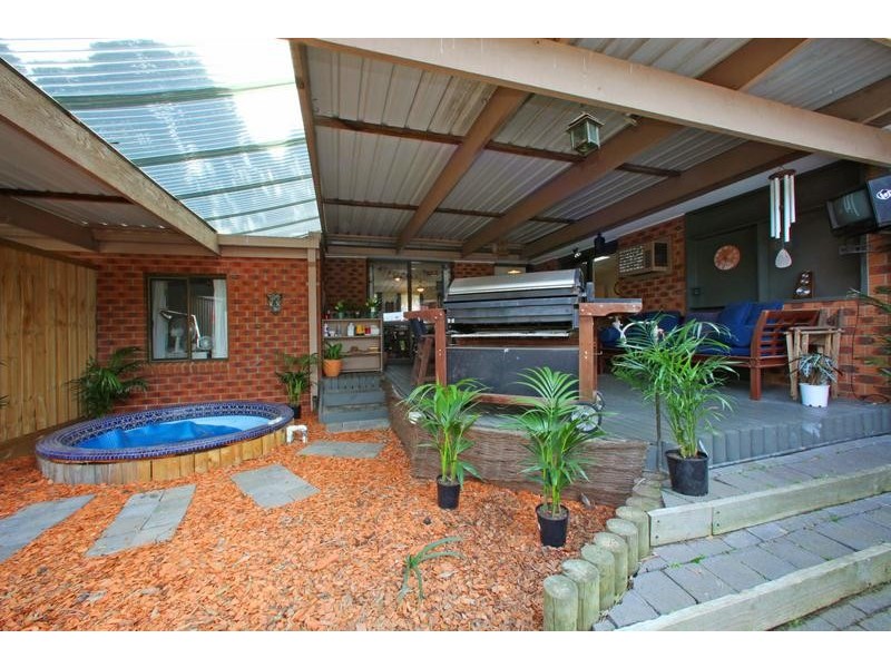 12 Goulburn Drive, Rowville VIC 3178