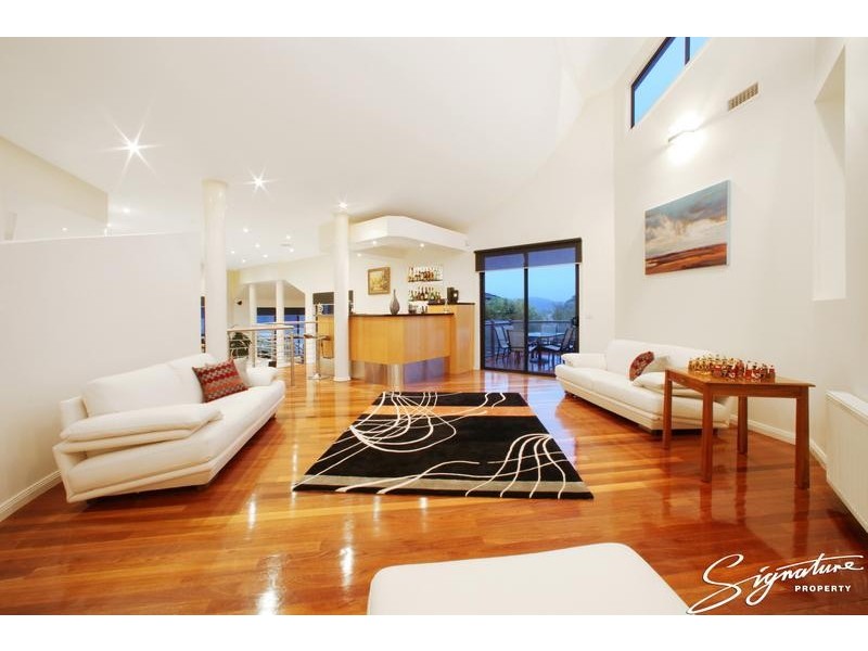 309 Hallam North Road, Lysterfield South VIC 3156