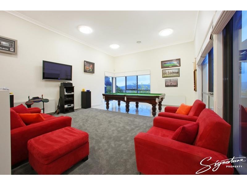 309 Hallam North Road, Lysterfield South VIC 3156