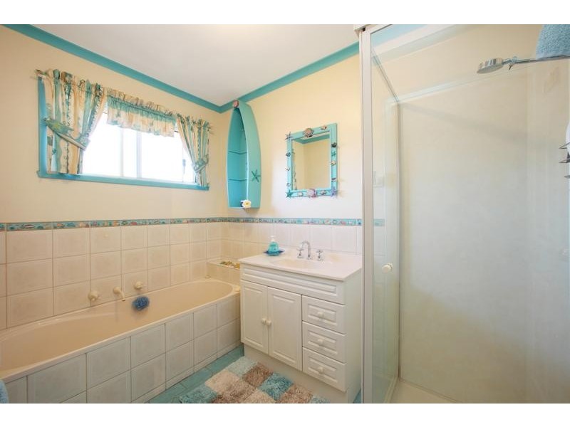 52 Trisha Drive, Rowville VIC 3178