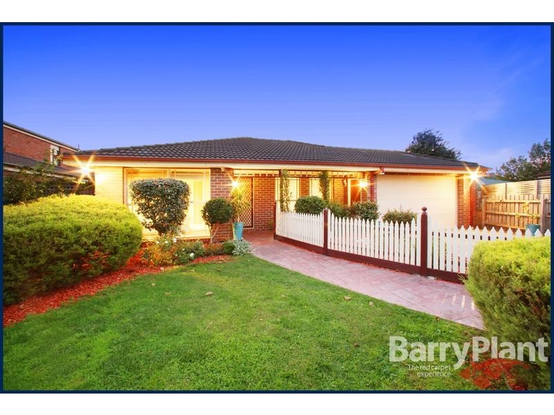 16 Moama Place, Rowville VIC 3178
