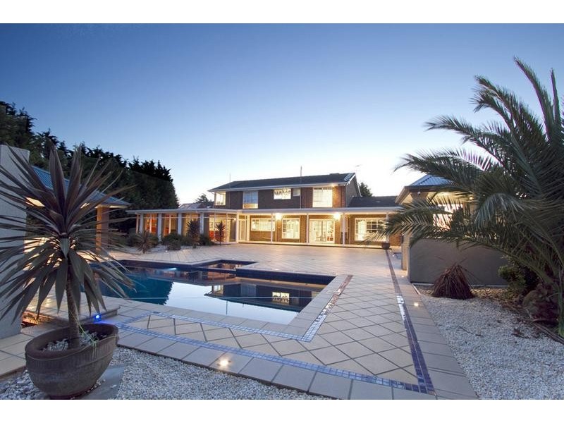 3 Sunset Terrace, Lysterfield VIC 3156
