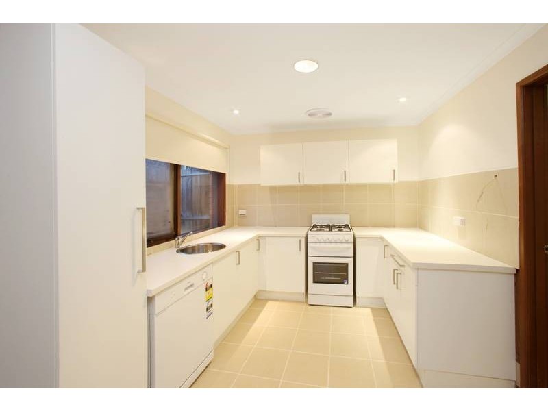1/8 Poplar Close, Rowville VIC 3178