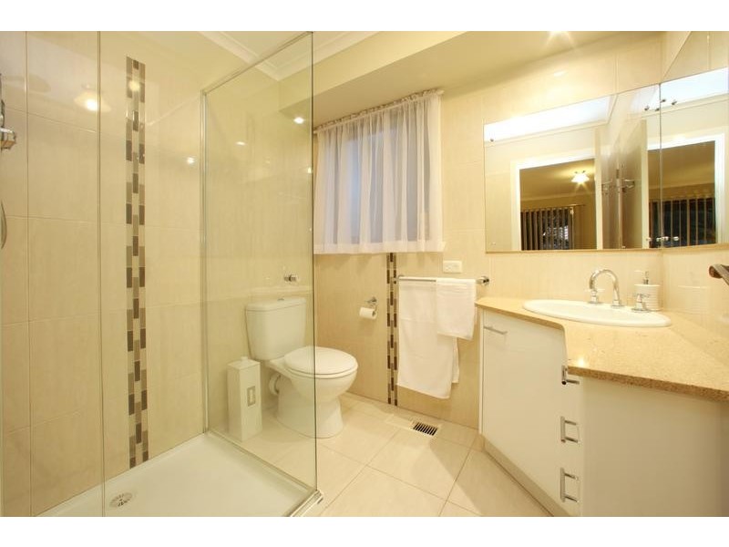 9 Saunders Close, Lysterfield VIC 3156