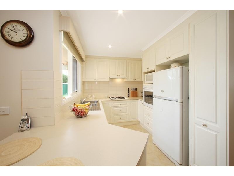 11 Stephanie Close, Ferntree Gully VIC 3156
