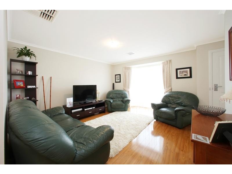 11 Stephanie Close, Ferntree Gully VIC 3156