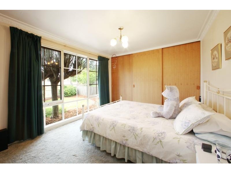 23 Holme Road, Ferntree Gully VIC 3156