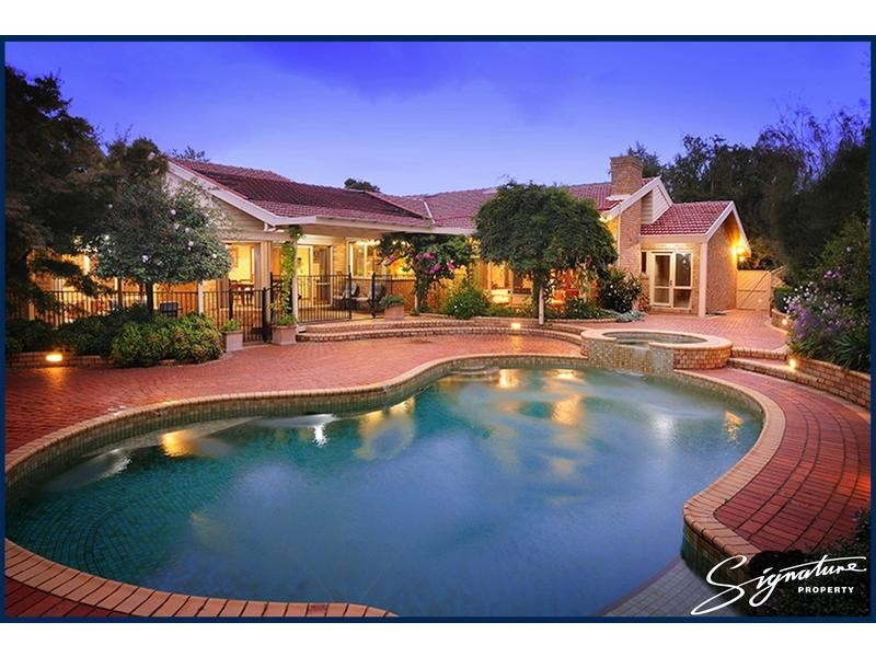 330 Hallam North Road, Lysterfield South VIC 3156