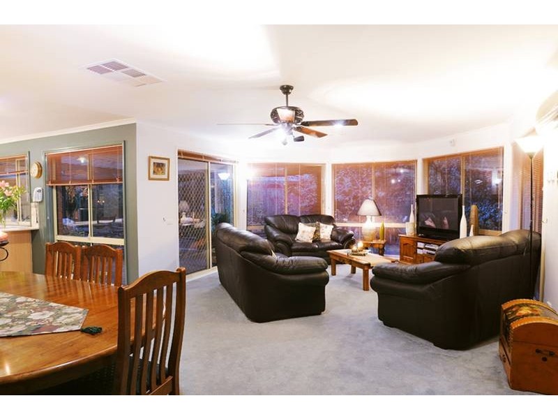 7 Mayfield Place, Rowville VIC 3178