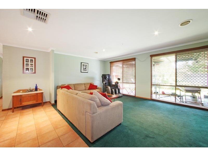 7 Pennycross Court, Rowville VIC 3178