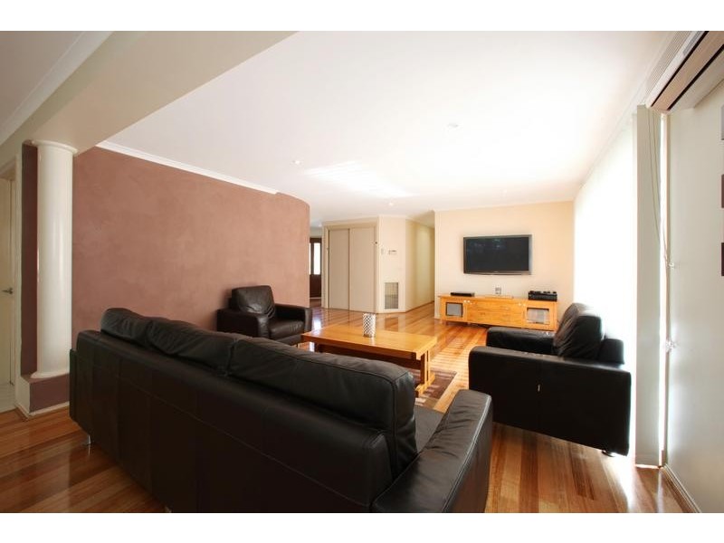 6 Oaktree Rise, Lysterfield VIC 3156