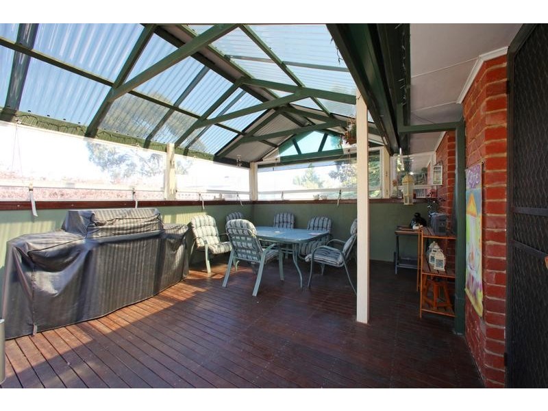 2 Bexsarm Crescent, Rowville VIC 3178