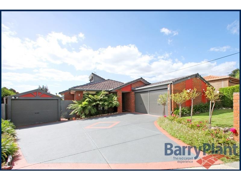 11 Beatrice Place, Ferntree Gully VIC 3156