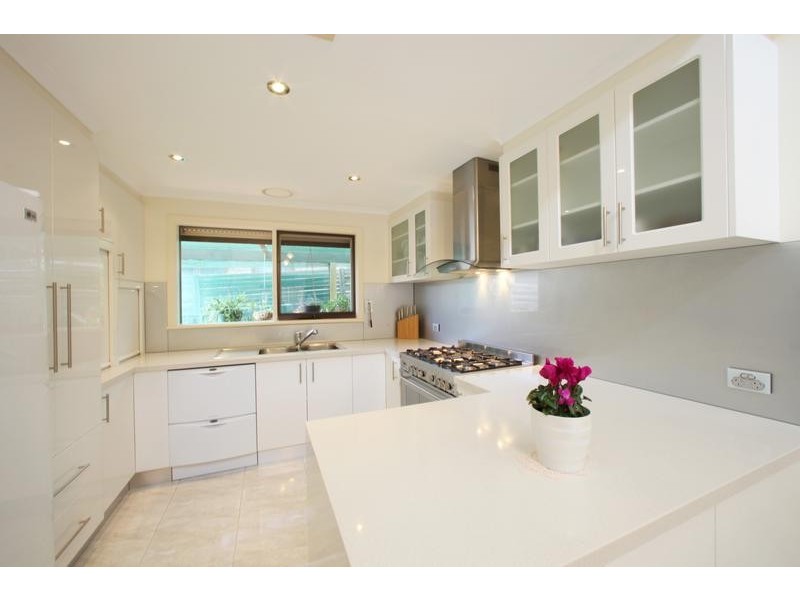 11 Beatrice Place, Ferntree Gully VIC 3156