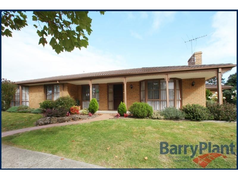 35 Laanecoorie Drive, Lysterfield VIC 3156