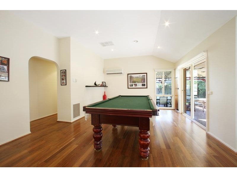 95 Pitfield Crescent, Rowville VIC 3178