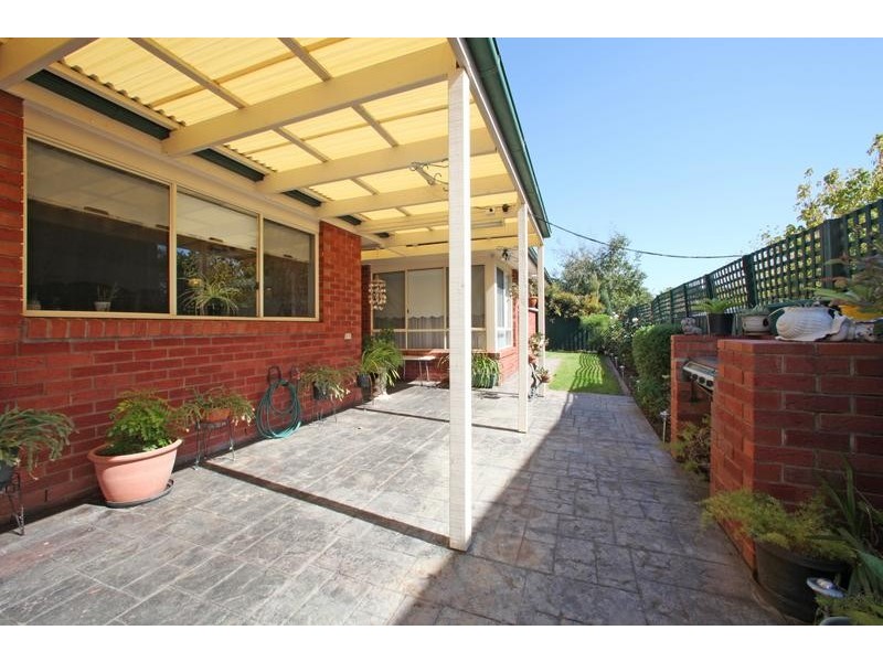 39 Dandelion Drive, Rowville VIC 3178