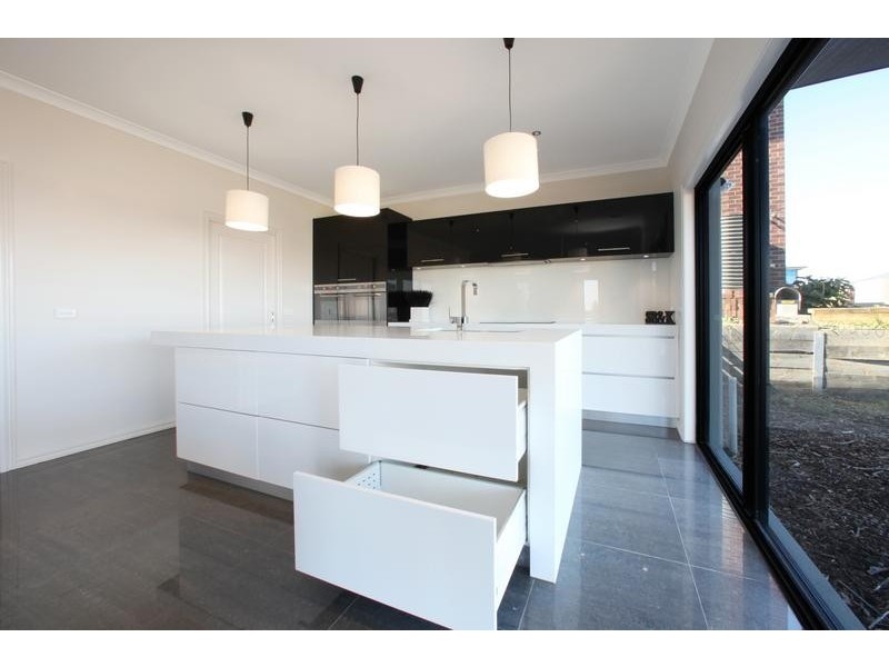 44 Viewgrand Rise, Lysterfield VIC 3156