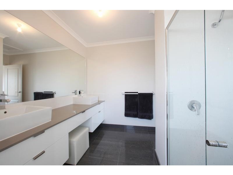 44 Viewgrand Rise, Lysterfield VIC 3156