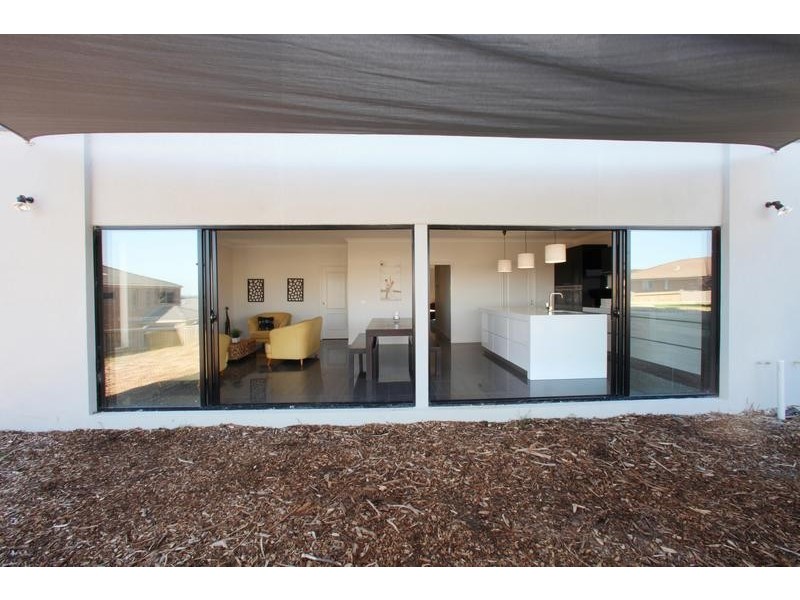 44 Viewgrand Rise, Lysterfield VIC 3156