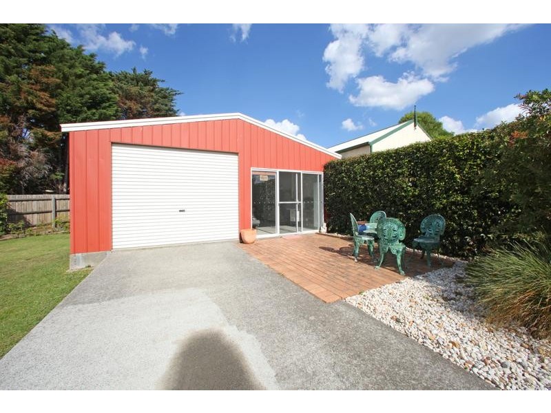 5 Barwon Court, Rowville VIC 3178