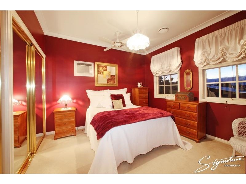 9 Nagle Court, Rowville VIC 3178