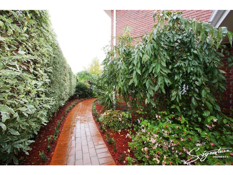 9 Nagle Court, Rowville VIC 3178