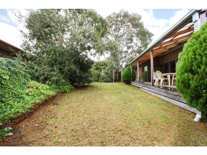 8 Loddon Close, Rowville VIC 3178