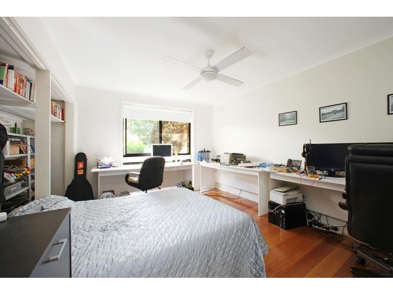 21 Debra Street, Rowville VIC 3178