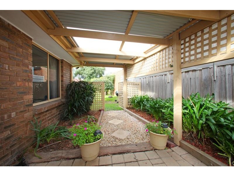 36 Burchall Crescent, Rowville VIC 3178