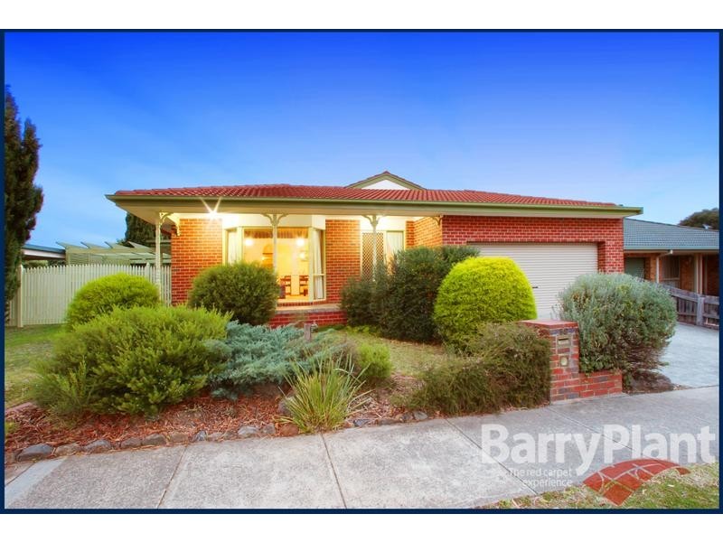 52 Clauscen Drive, Rowville VIC 3178