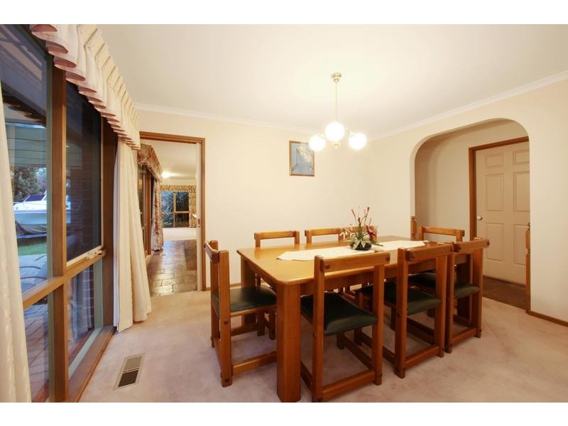 52 Clauscen Drive, Rowville VIC 3178