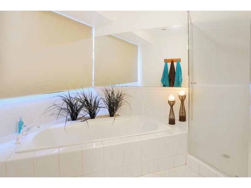 6 Elba Close, Rowville VIC 3178