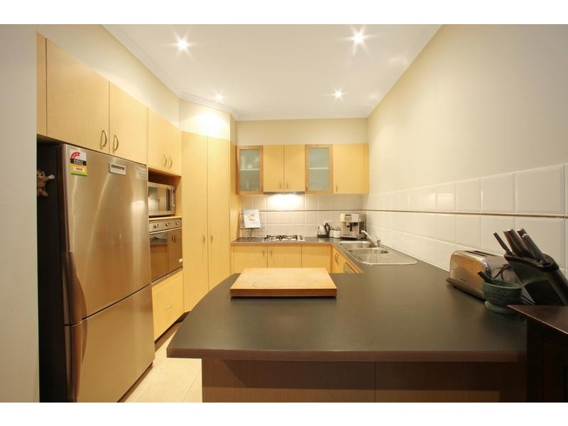 4 Houghton Drive, Ferntree Gully VIC 3156