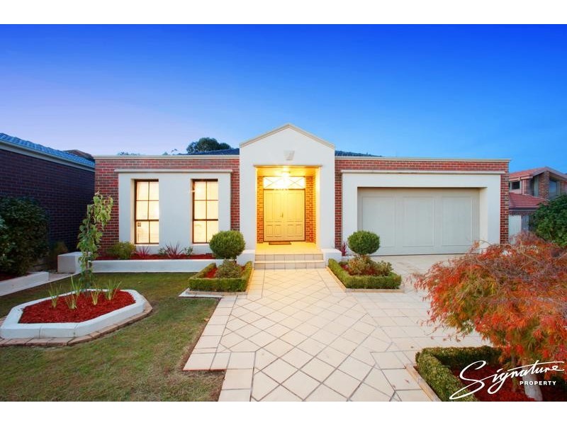 8 Richardson Rise, Wantirna South VIC 3152