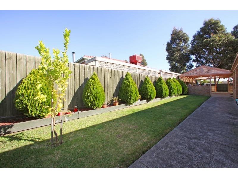 1 Outlook Court, Ferntree Gully VIC 3156