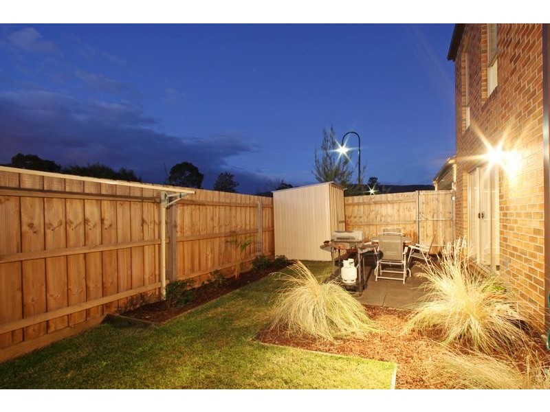 10 Treerise Boulevard, Ferntree Gully VIC 3156