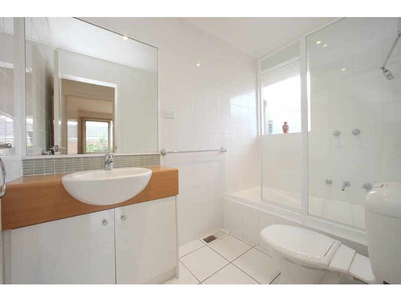 1/32 Tamboon Drive, Rowville VIC 3178