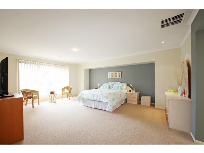 241 Karoo Road, Rowville VIC 3178