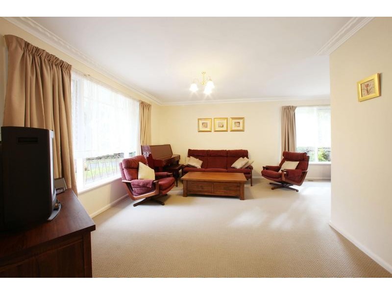 9 Blythe Avenue, Boronia VIC 3155