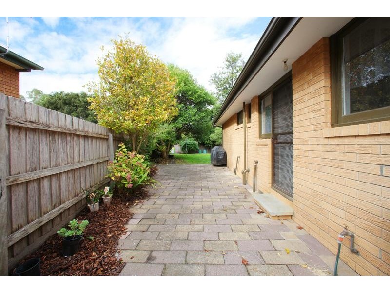 9 Blythe Avenue, Boronia VIC 3155