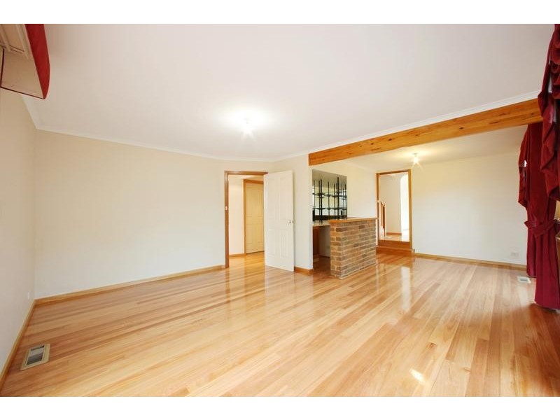 123 Dandelion Drive, Rowville VIC 3178