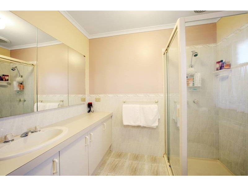 9 Oliver Court, Ferntree Gully VIC 3156